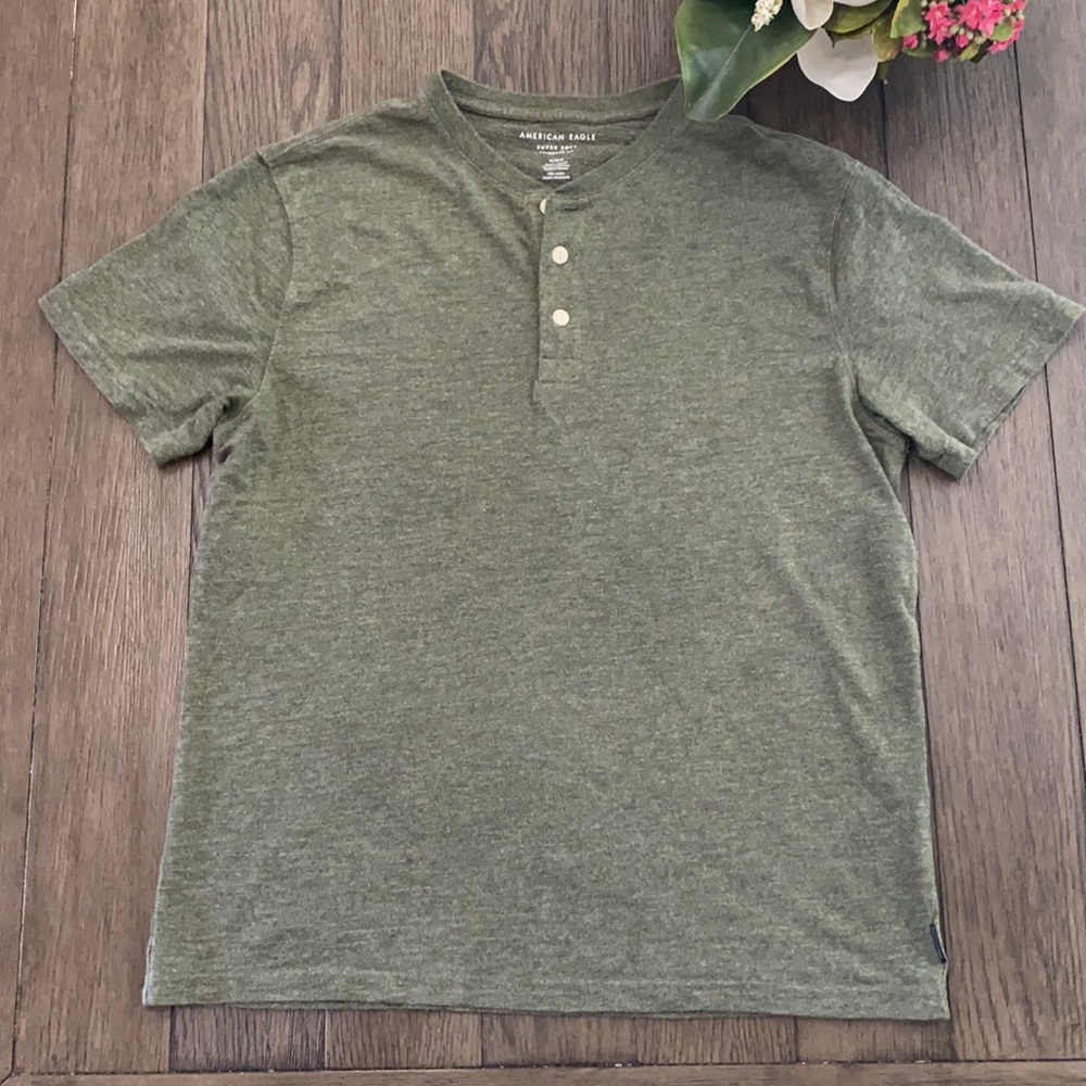 American Eagle Outfitters super soft tee size M - Picture 4 of 4